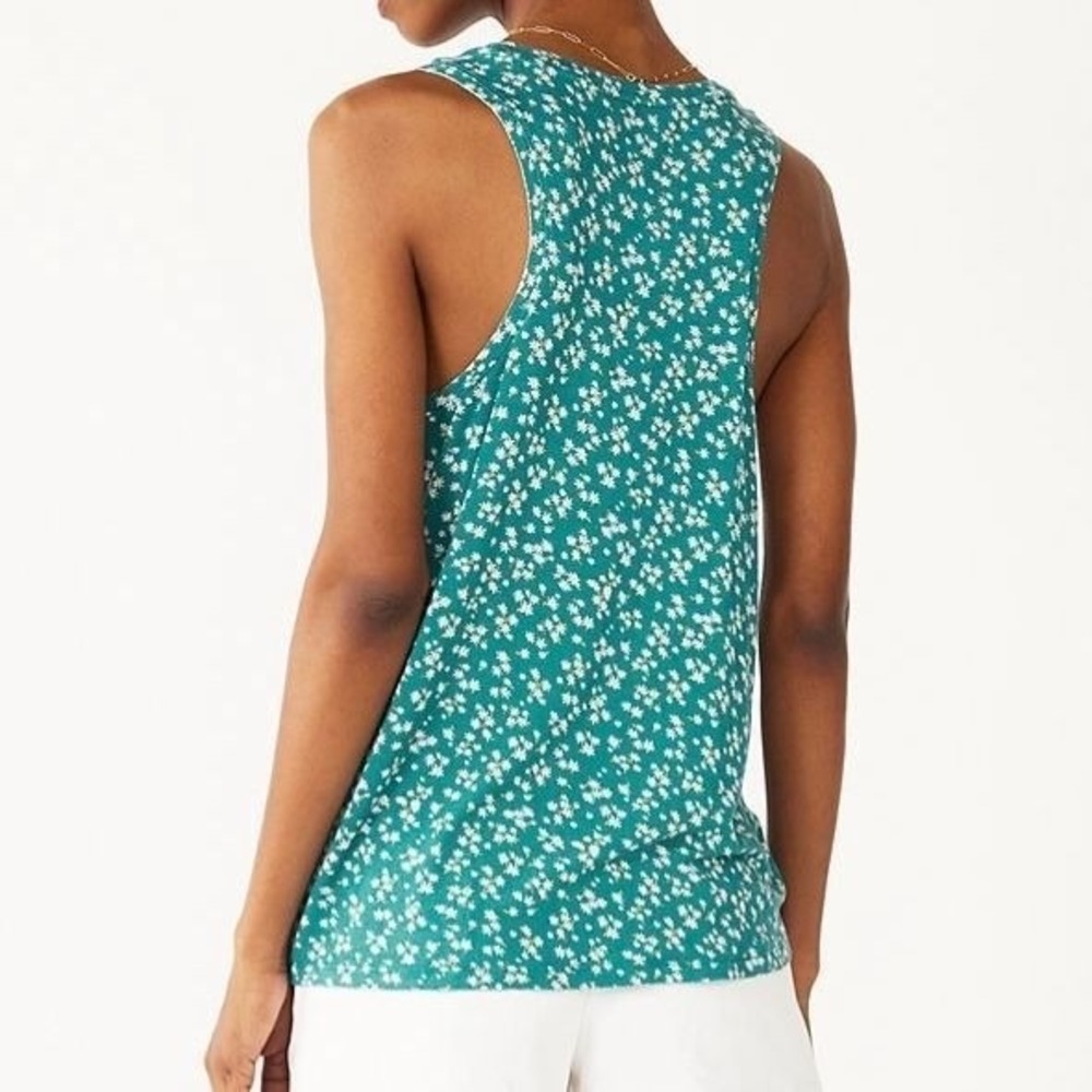 Juniors NWT SO Relaxed Scoopneck Tank Top in Teal Floral Small